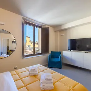 Ampio Monolocale Nel Centro Storico Di Apartamento Siena